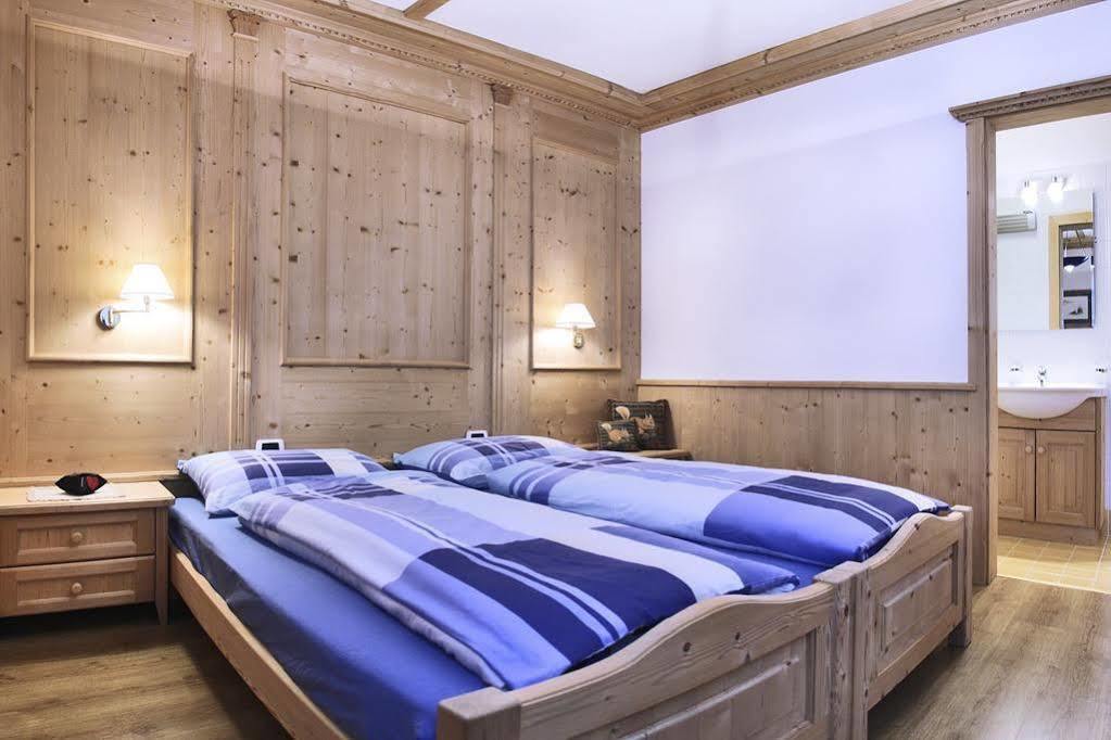 Chalet Ciasa Tino & Sara - Belaval Apartments Корвара ин Бадия Екстериор снимка